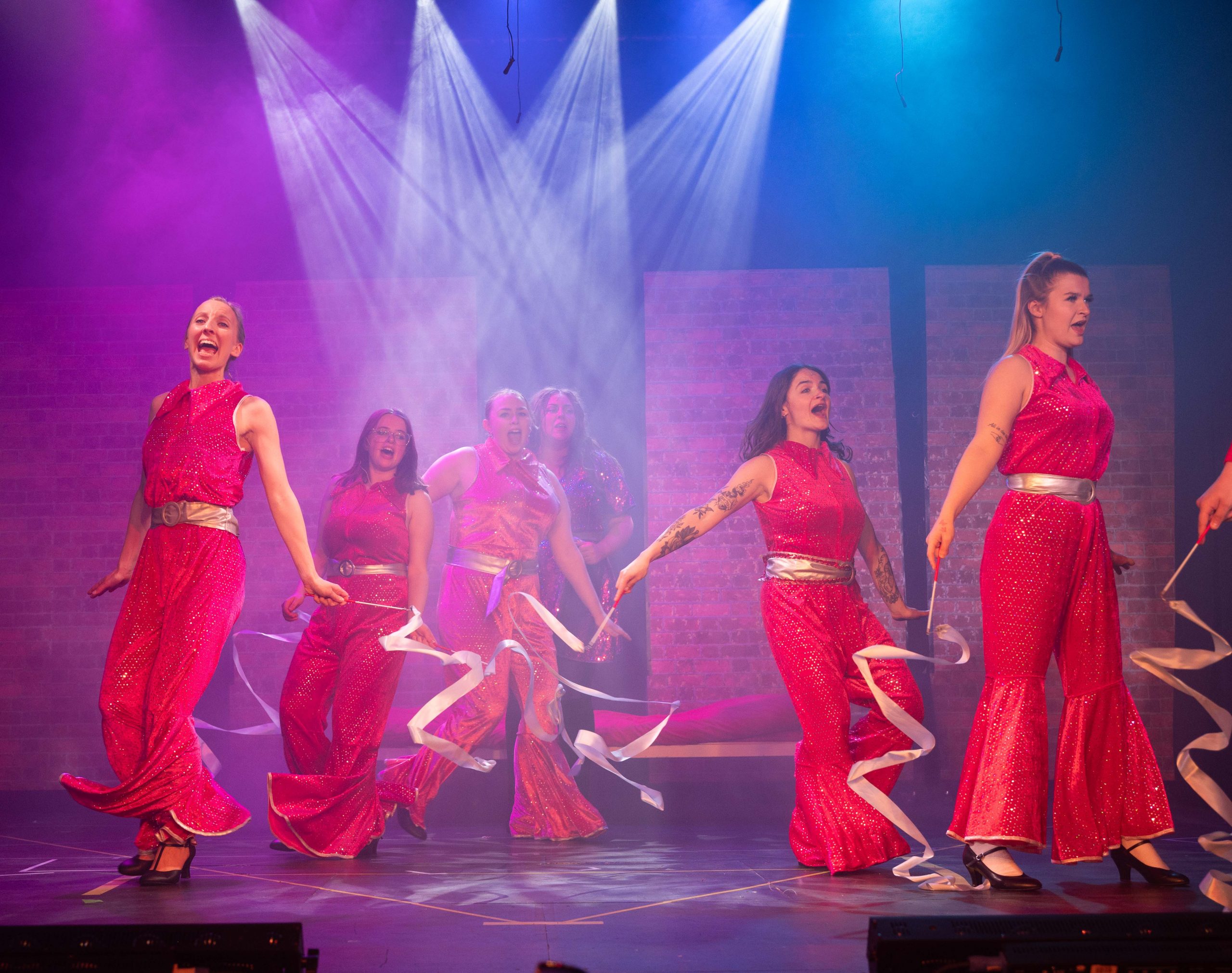 STC SISTER ACT 28.5.25-558